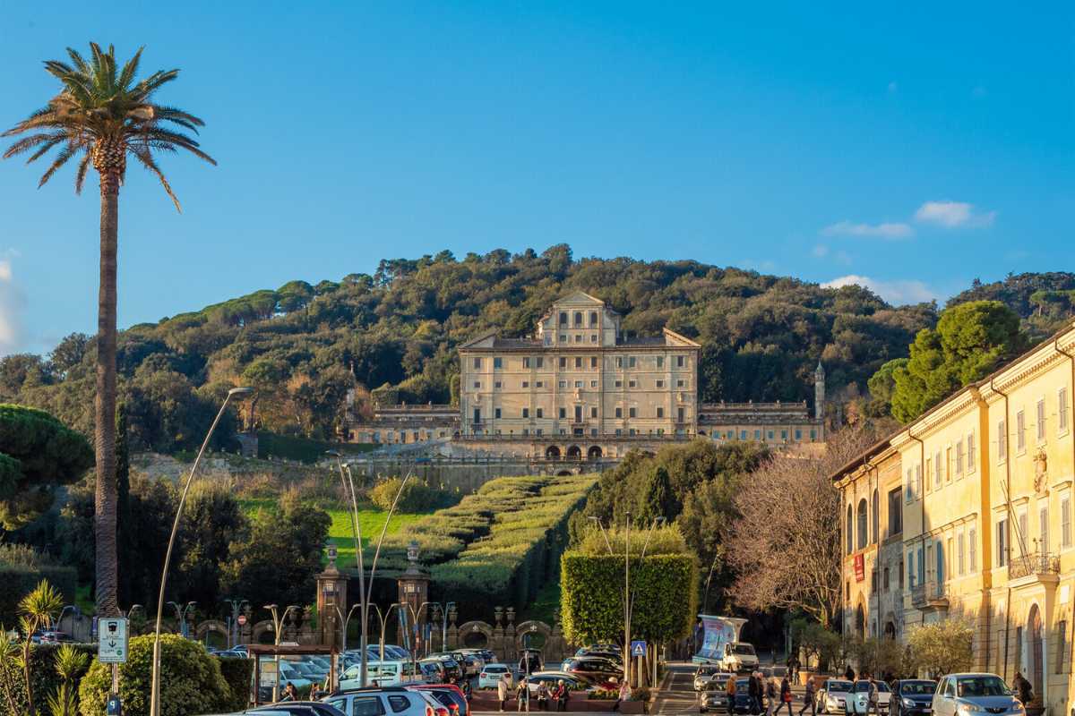 Vista panoramica di Frascati con le sue ville e il paesaggio circostante