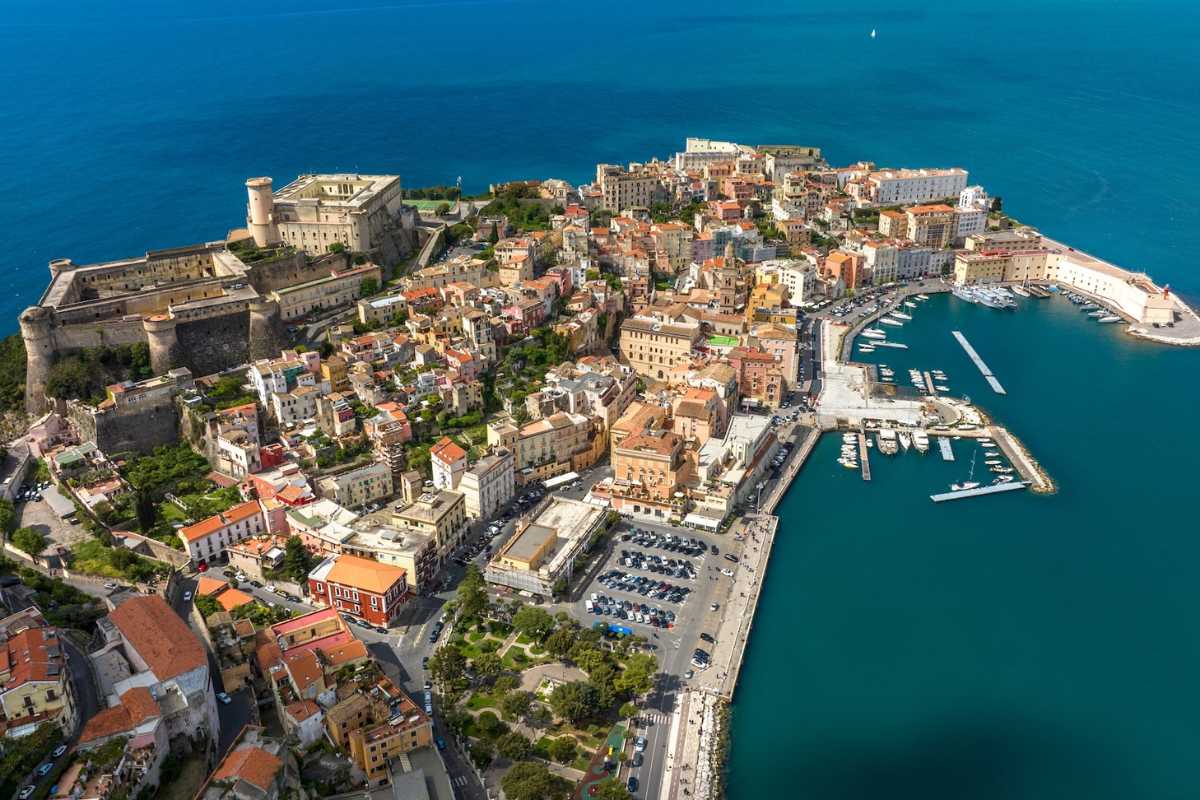 Spiaggia di Serapo a Gaeta