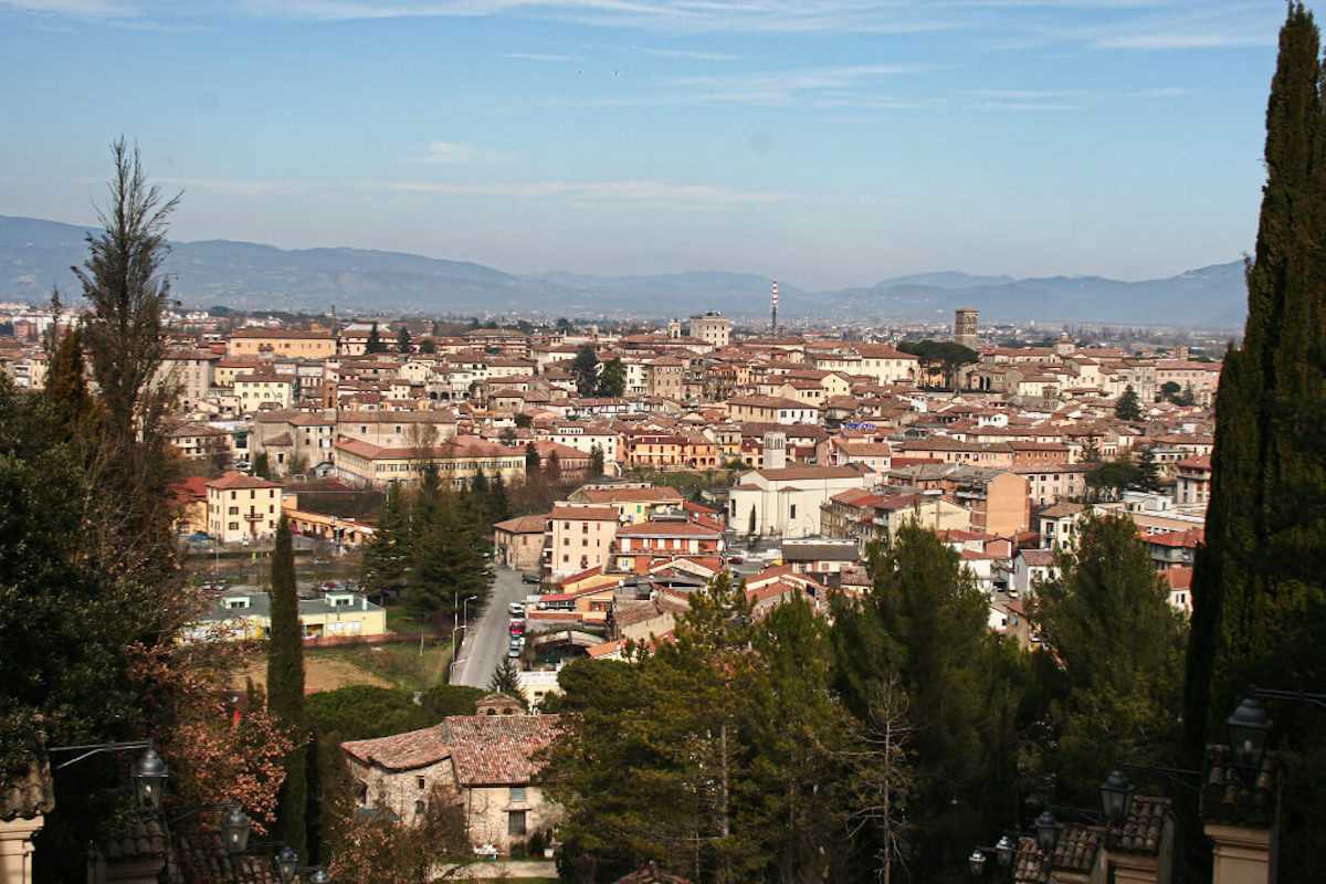 Vista panoramica di Rieti con i suoi monumenti storici